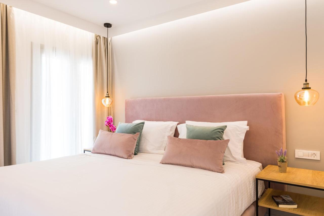 V Luxury Suites Kanálion 외부 사진