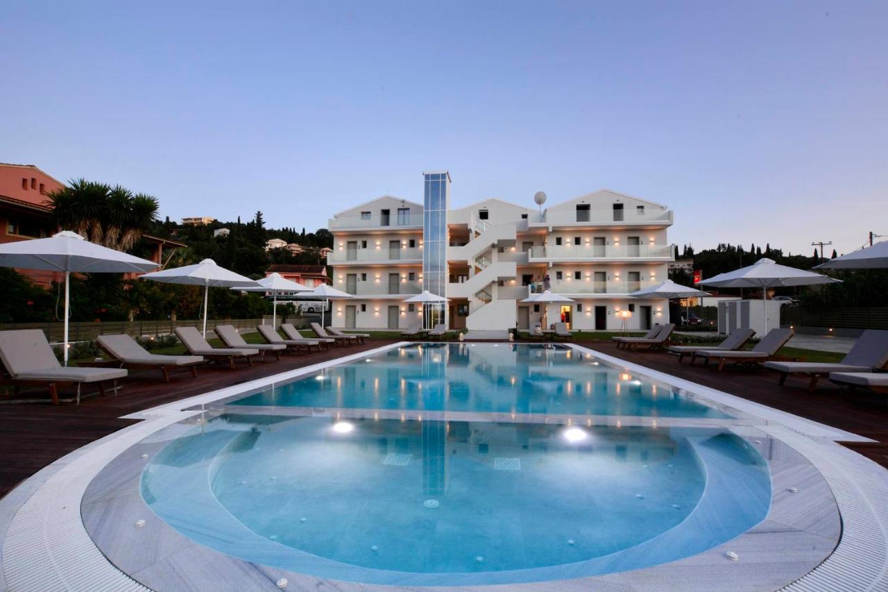 V Luxury Suites Kanálion 외부 사진